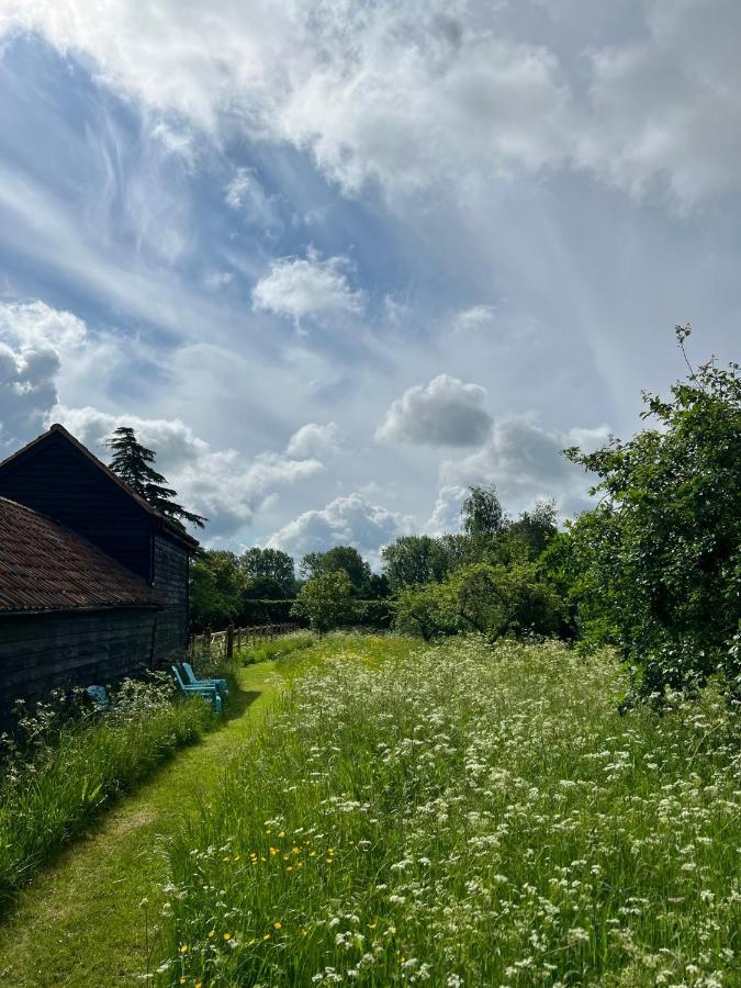 Gorgeous Comfortable Barn With Huge Private Orchard In Quiet Suffolk Location Depden Bagian luar foto
